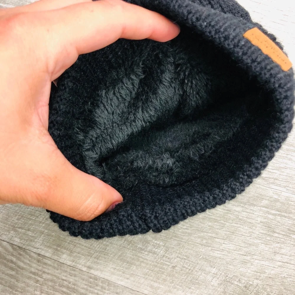 NEW CHUNKY KIDS BLACK BEANIE